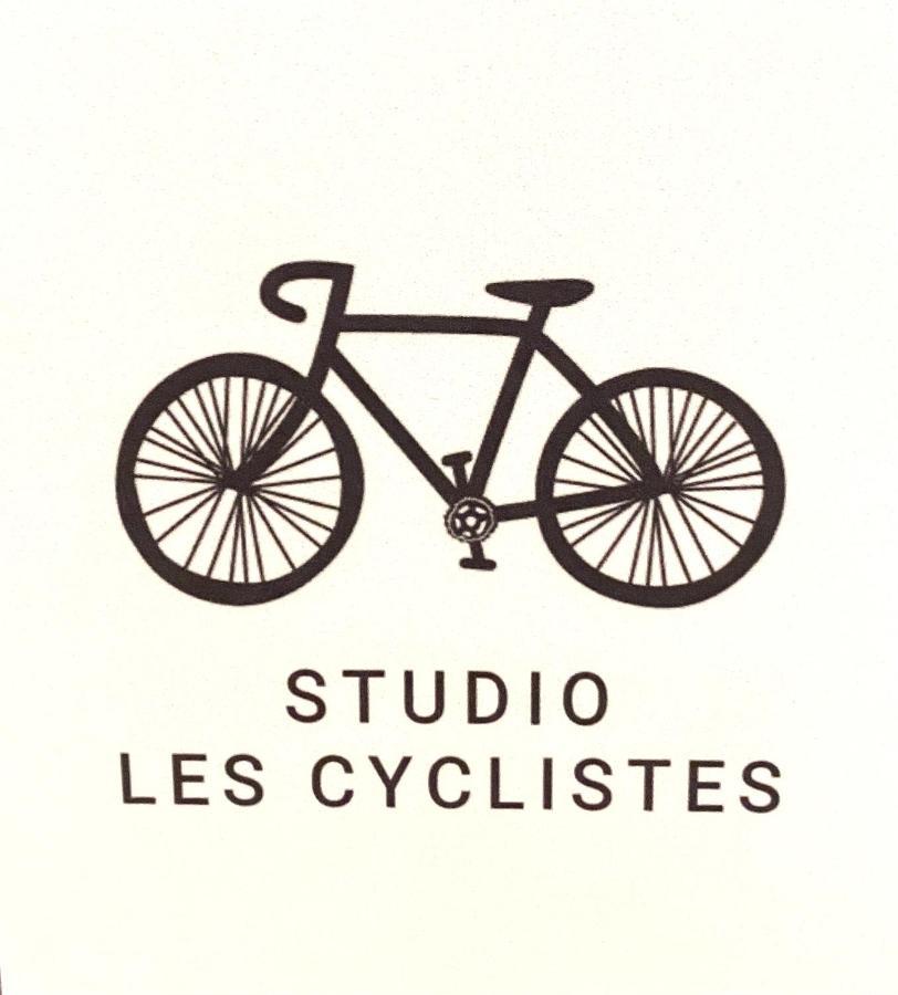 In Res. Les Cyclistes